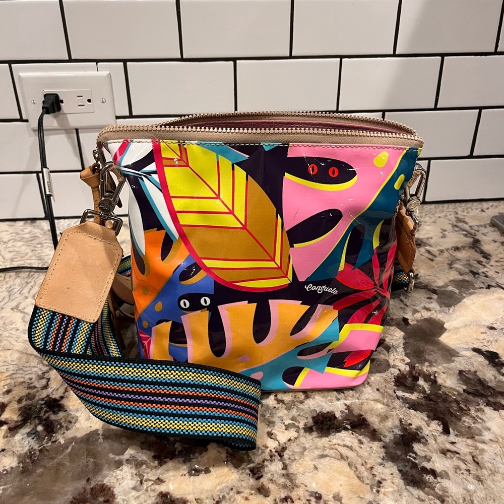 Consuela crossbody bag